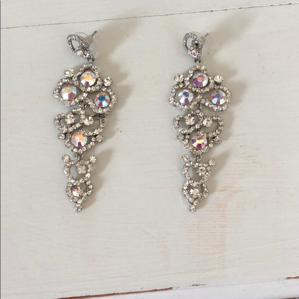 Claire’s sparkly dangle earrings